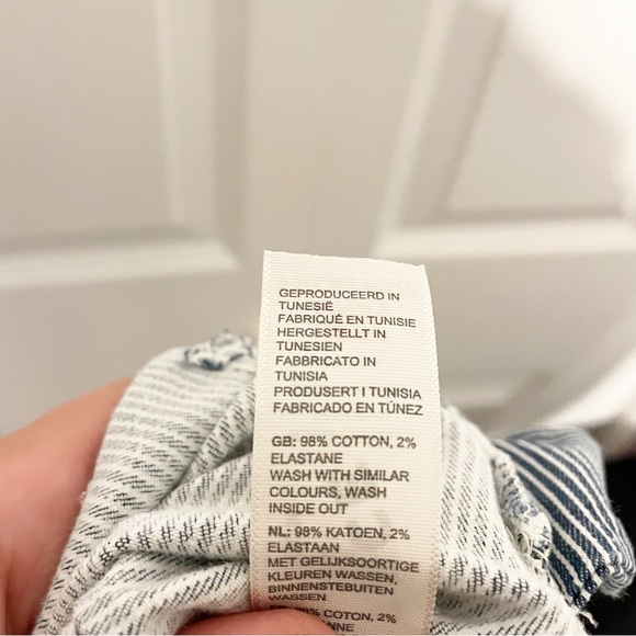 Stylish Women's Blue And White Stripe Denim Overalls - Picture 10 of 10